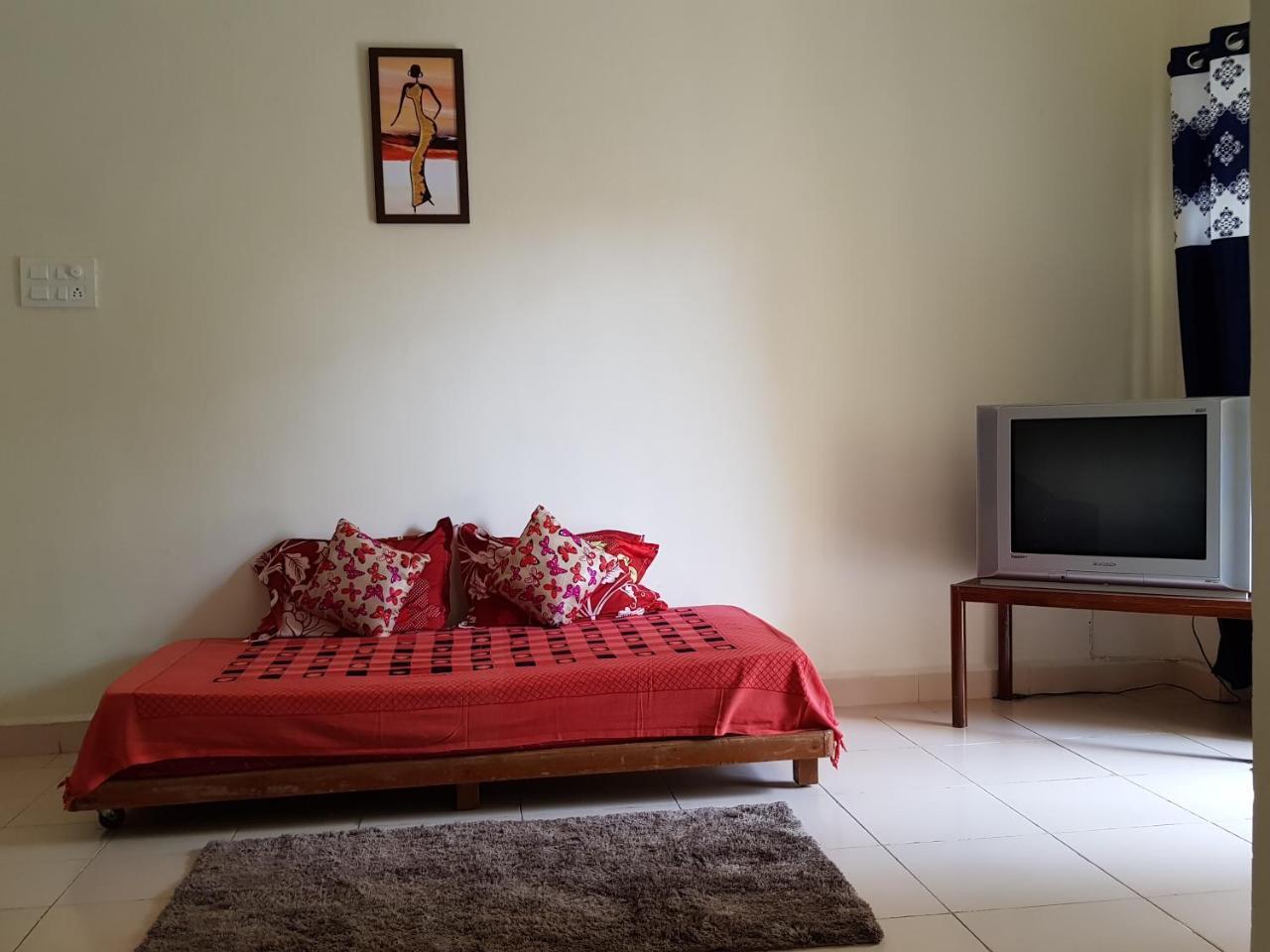 Apartment 1 Bedroom Spacious In *